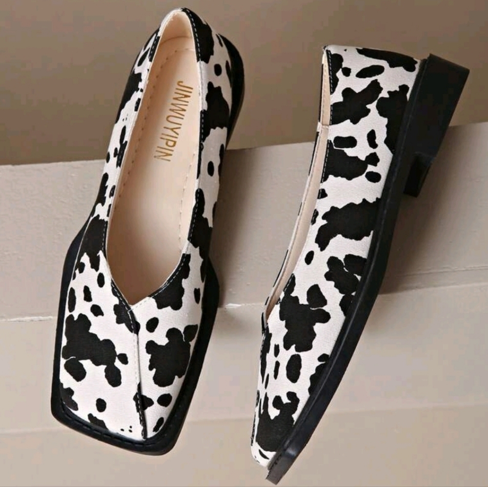 NEW COW PRINT PATENT LEATHER SQUARE TOE FLAT LOAFERS - Picture 4 of 9